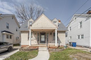 1260 Craigwood Rd, Toledo, OH 43612