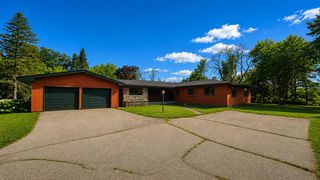 N6367 Pond St, Manawa, WI 54949