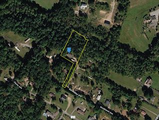 7341 Rockhaven Ave, Connelly Springs, NC 28612