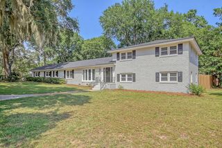 828 Robert E Lee Blvd, Charleston, SC 29412