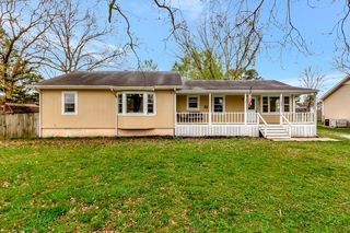 303 Willow St, Manchester, TN 37355