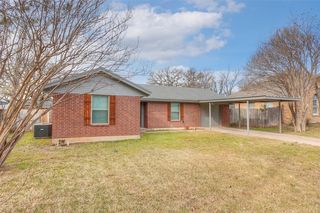 210 Cherry St, Weatherford, TX 76086