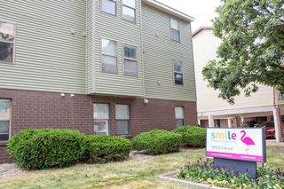909 S  Locust St #ab1fd772f, Champaign, IL 61820