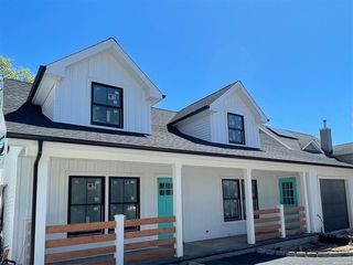 17 John Lane, Levittown, NY 11756