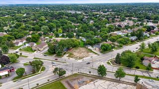 2904 South 84TH STREET, West Allis, WI 53227