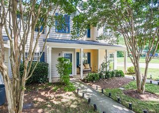 244 Commons Dr, Holly Springs, NC 27540