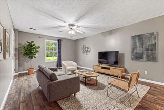 221 Grant Ave, Oak Grove, KY 42262