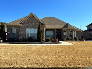 102 Shalerock Dr, Madison, AL 35756