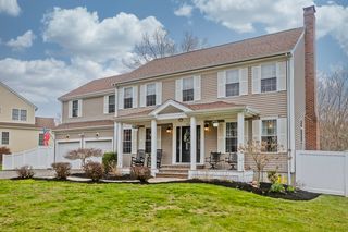 306 Whippoorwill Dr, Raynham, MA 02767