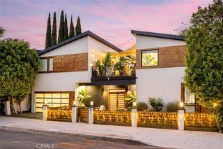 11645 Woodbridge St, Studio City, CA 91604