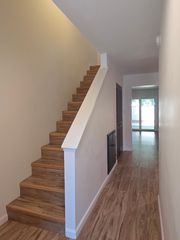 1918 Knolls Dr, Santa Rosa, CA 95405