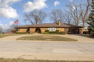 526 N  8th St, Missouri Valley, IA 51555