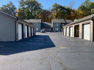 75 Orchard Dr #1037, Warsaw, IN 46582