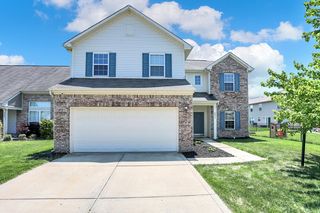 8033 Little River Ln, Indianapolis, IN 46239