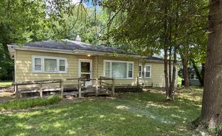 2918 Sunset Dr, New Albany, IN 47150