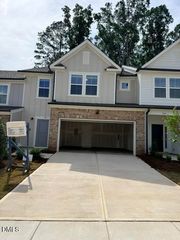 205 Broomside Ave, Raleigh, NC 27603