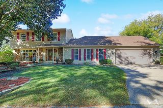 1034 Fall Cir, Roselle, IL 60172