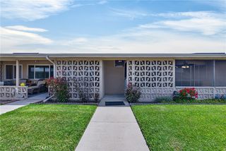 1690 Interlachen Rd #M12-42J, Seal Beach, CA 90740