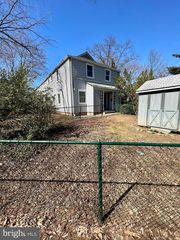 4 Laurel Hill Rd #L, Greenbelt, MD 20770