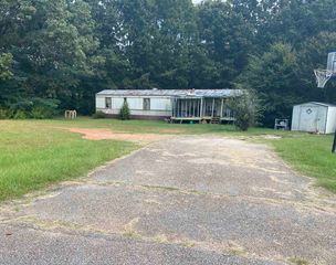 251 Deerwood Dr, Pacolet, SC 29372