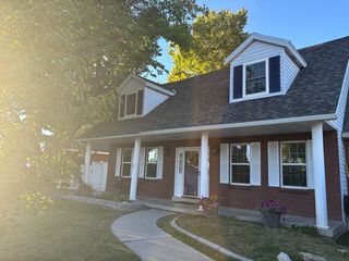 1969 E  Falconview Dr, Sandy, UT 84092