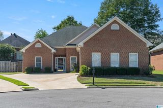 207 Beaver Creek Cir, Pelham, AL 35124