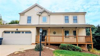 200 Jaclyn Dr, Cranberry Township, PA 16066
