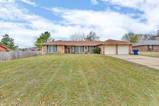 1324 S  Mansfield Dr, Stillwater, OK 74074