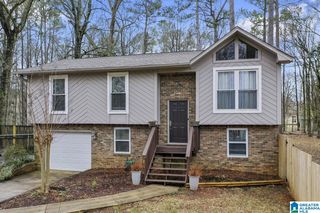 908 Burnt Pine Dr, Maylene, AL 35114