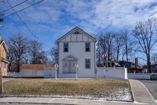 2909 Ruehlmann Pl, Cincinnati, OH 45211