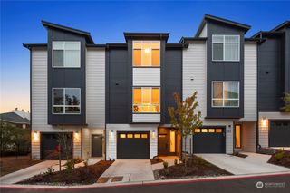 15008 40th Avenue W #B2, Lynnwood, WA 98087