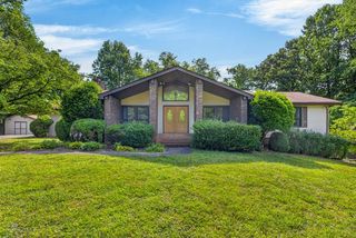 2650 Oak Park Dr, Cookeville, TN 38506