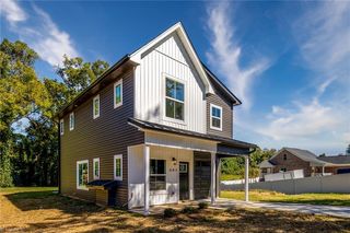 605 Mount Vernon Ave, Winston Salem, NC 27101