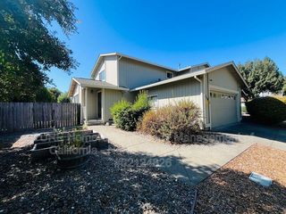 619 Donner Ln, Ukiah, CA 95482