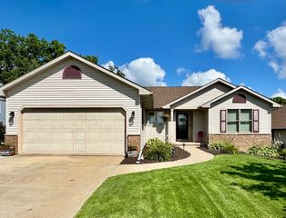 116 Quail Ridge Dr, Barneveld, WI 53507