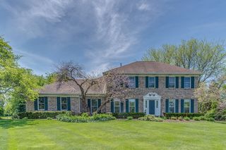 6N550 Juniper Ct, Saint Charles, IL 60175
