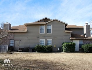 2214 Creekside Ln #D, Georgetown, TX 78626