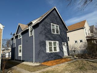 2722 S  59th Ave, Cicero, IL 60804