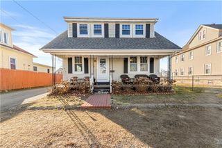 36 Bowlet St, Providence, RI 02909