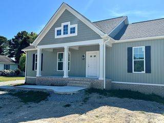 96 Bowsprit Ln, Heathsville, VA 22473