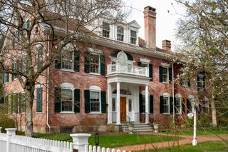 39 Elm Street #B, Woodstock, VT 05091