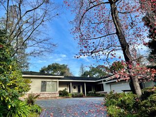 810 Bromfield Rd, San Mateo, CA 94402