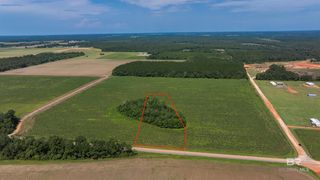 Cc Rd #4, Elberta, AL 36530