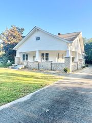 170 Church St, Smithville, GA 31787