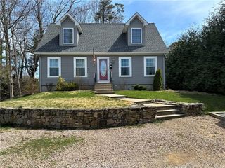 75 Ward Ave, Westerly, RI 02891