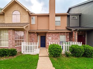 3834 Pickett Pl, Garland, TX 75044