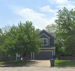 547 W  Layton St, Olathe, KS 66061