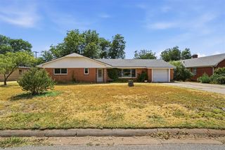 1731 N  Hudson St, Altus, OK 73521