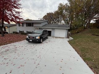615-617 Vilas STREET, Onalaska, WI 54650