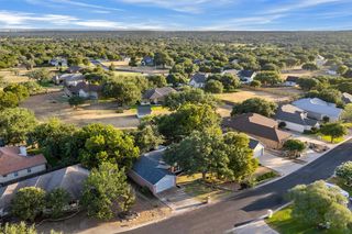 307 Fox Crossing, Burnet, TX 78611